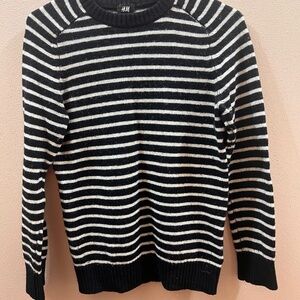 Black and White Sripped H&M Sweater